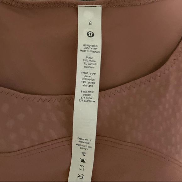 Lululemon Nulu and Mesh Yoga Tank Top
Jewel Emboss Spiced Chai / Spiced Chai - Picture 6 of 7